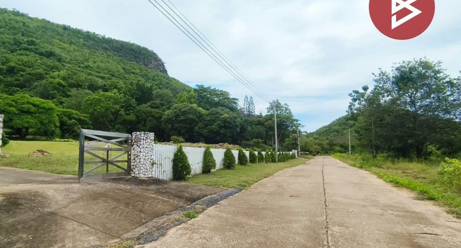 Haus zum Kauf mit 6 Zimmer in Kaeng Krachan, Phetchaburi