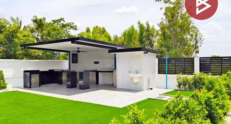 Haus zum Kauf mit 4 Zimmer in Krasang, Buriram