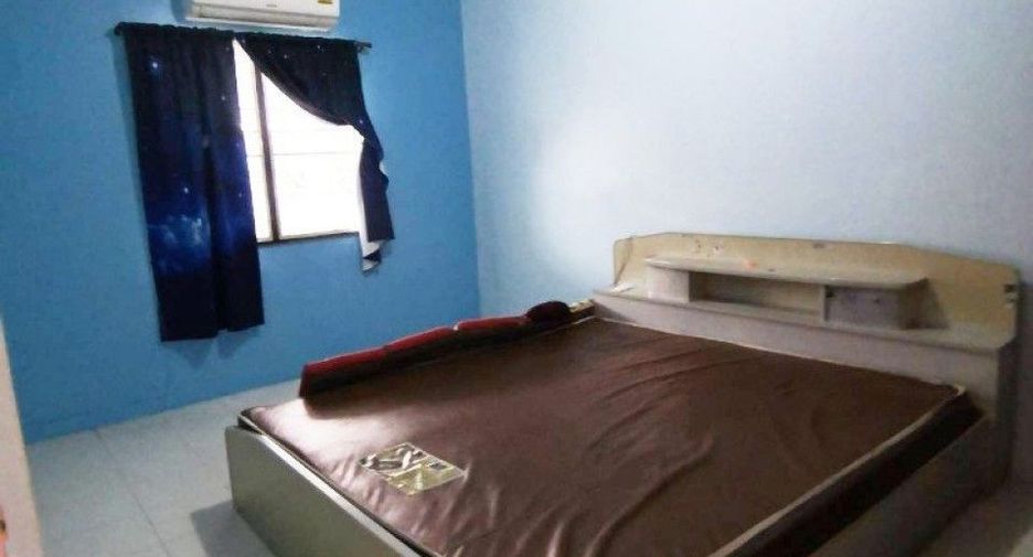 For sale 2 bedrooms townhouse in Mueang Chachoengsao, Chachoengsao