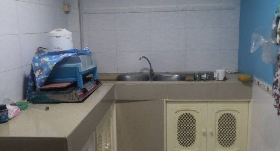 For sale 2 bedrooms townhouse in Mueang Chachoengsao, Chachoengsao