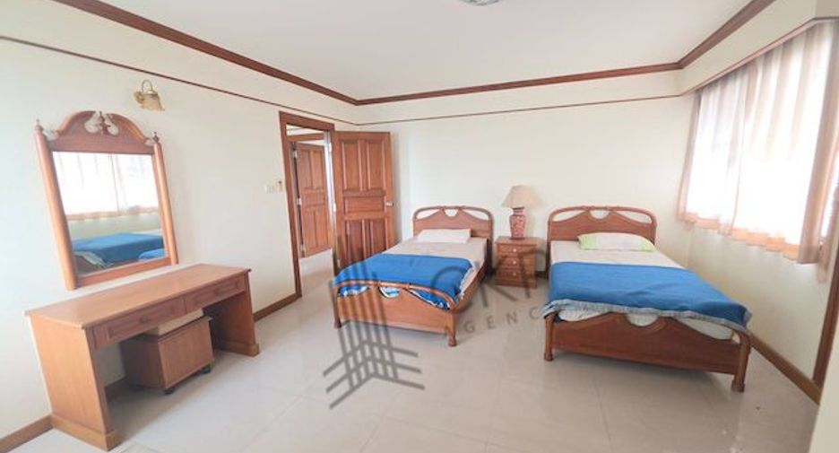 À vendre 3 chambres condo à Lak Si, Bangkok