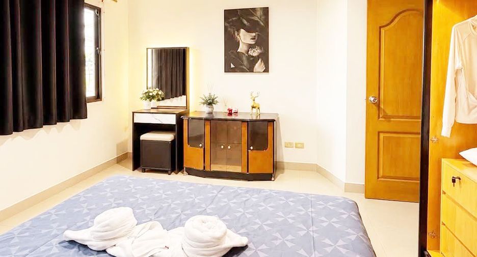 Villa en alquiler de 4 habitaciones en Jomtien, Pattaya