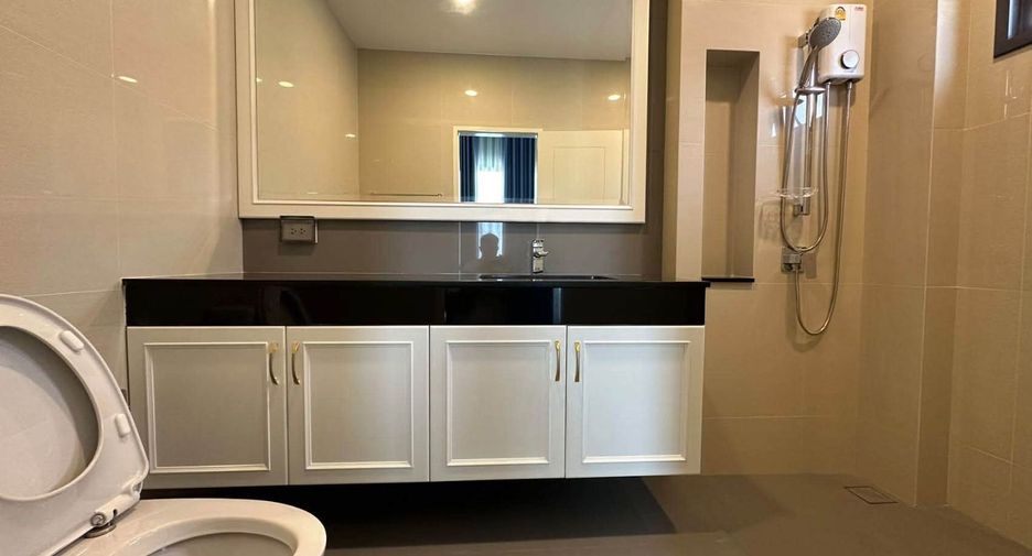 Casa en venta de 3 habitaciones en Bang Lamung, Chonburi