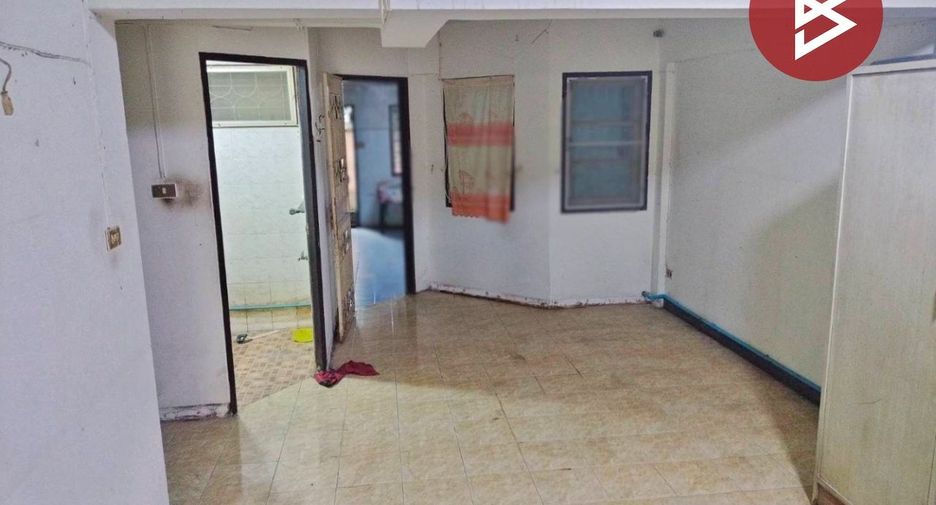 Reihenhaus zum Kauf mit 2 Zimmer in Mueang Chon Buri, Chonburi
