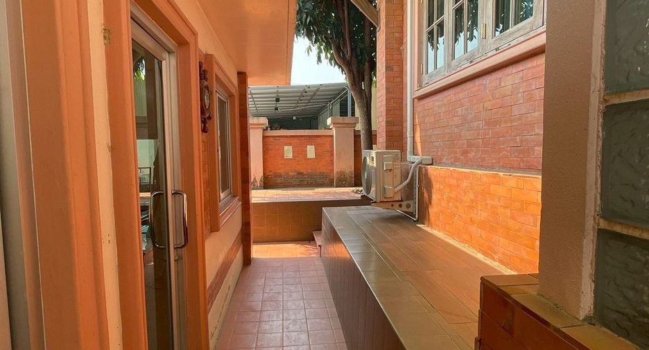 For sale 2 bedrooms house in Mueang Chiang Mai, Chiang Mai