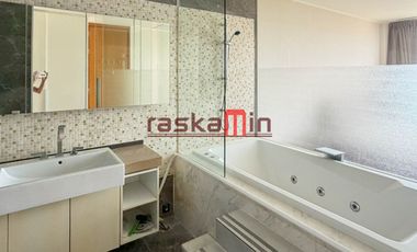 For sale 3 bedrooms condo in Bang Lamung, Chonburi