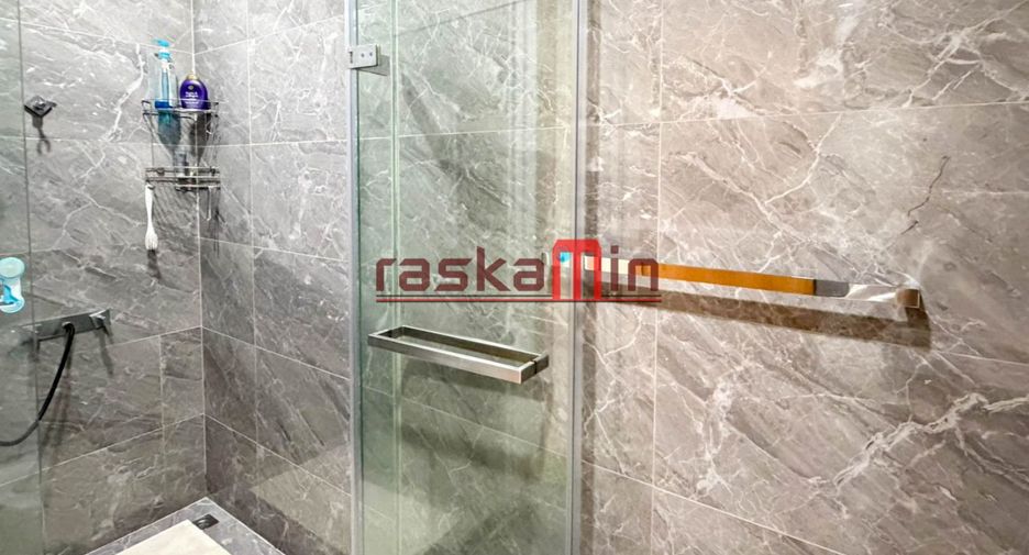 For sale 3 bedrooms condo in Bang Lamung, Chonburi