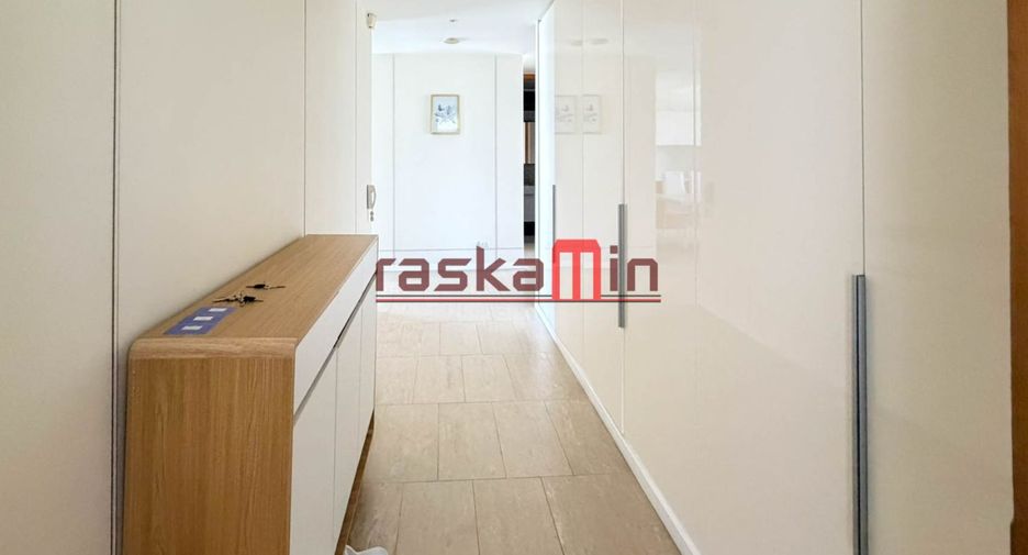 For sale 3 bedrooms condo in Bang Lamung, Chonburi