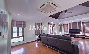 Casa en venta de 3 habitaciones en Bang Lamung, Chonburi