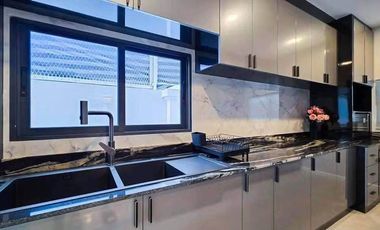 À vendre 4 chambres villa à Bang Lamung, Chonburi