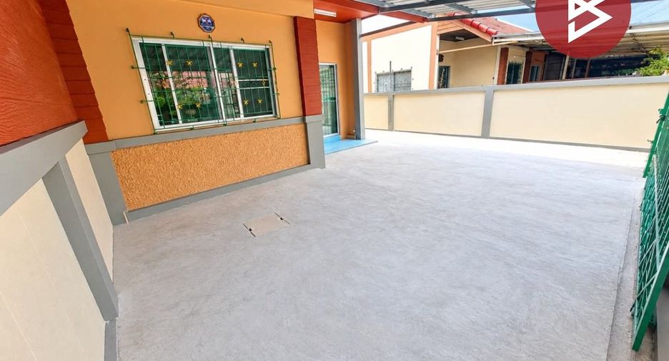Reihenhaus zum Kauf mit 2 Zimmer in Mueang Chon Buri, Chonburi