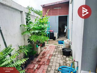 Продажа 4 спальни таунхаус в Mueang Chon Buri, Чонбури