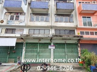 出售 2 卧室 商业空间 在 Din Daeng, 曼谷