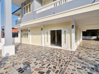 出售 5 卧室 独立屋 在 Ban Pong, Ratchaburi