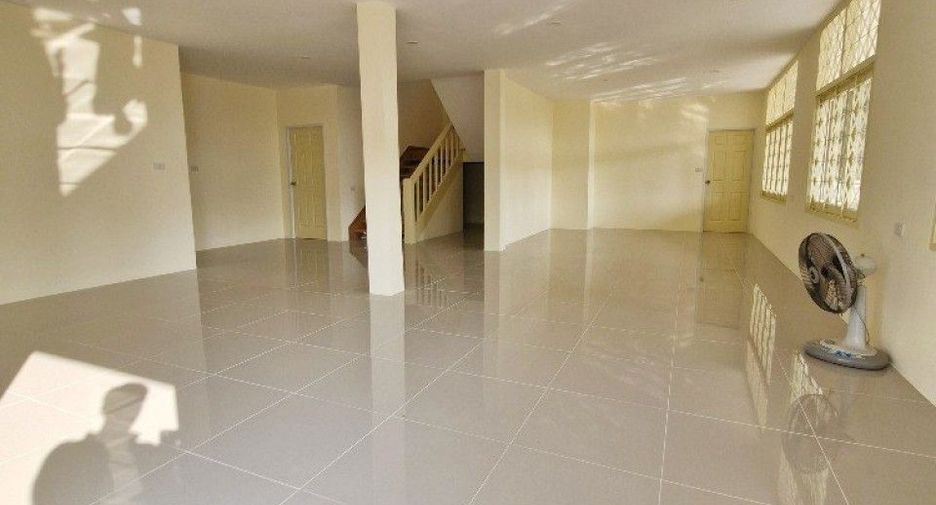 出售 5 卧室 独立屋 在 Ban Pong, Ratchaburi