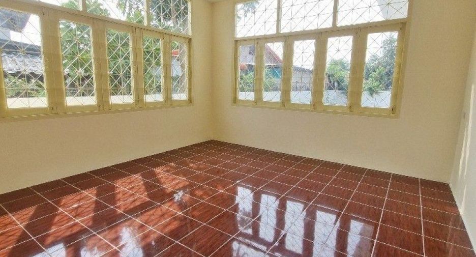 出售 5 卧室 独立屋 在 Ban Pong, Ratchaburi