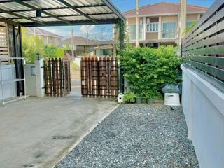 For sale 2 bedrooms townhouse in Bang Bo, Samut Prakan