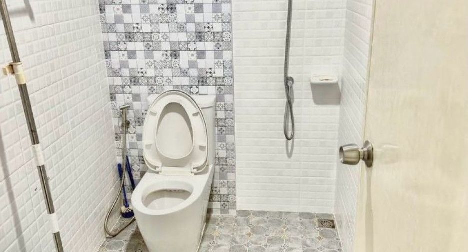 For sale 2 bedrooms townhouse in Bang Bo, Samut Prakan