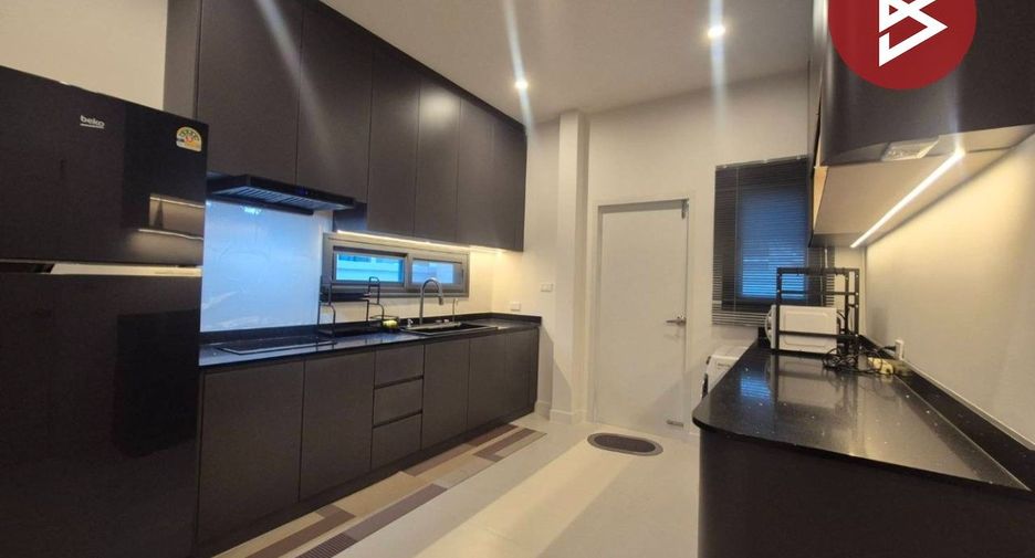 À vendre 4 chambres maison à Mueang Nakhon Pathom, Nakhon Pathom