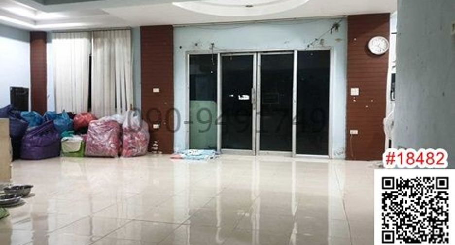 出租 2 卧室 独立屋 在 Min Buri, 曼谷