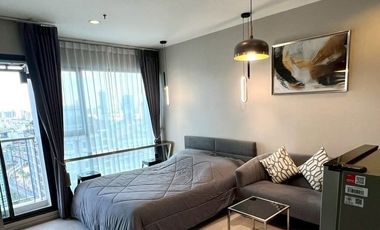 Condo en alquiler de estudio en Huai Khwang, Bangkok