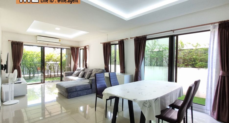 For rent 3 ベッドルーム townhouse in Suan Luang, Bangkok