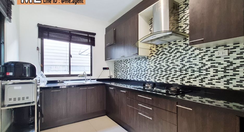 For rent 3 ベッドルーム townhouse in Suan Luang, Bangkok