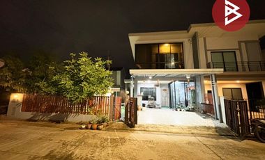 Haus zum Kauf mit 4 Zimmer in Thung Khru, Bangkok