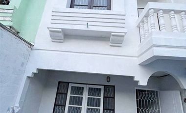 Аренда и продажа 2 спальни таунхаус в Нонг Чок, Бангкок