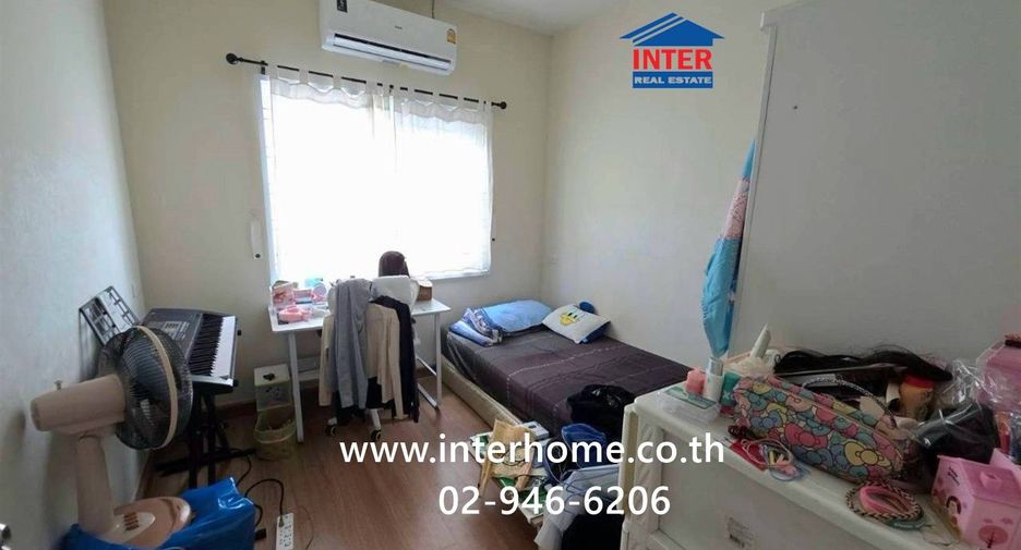 For sale 4 ベッドルーム townhouse in Sai Noi, Nonthaburi