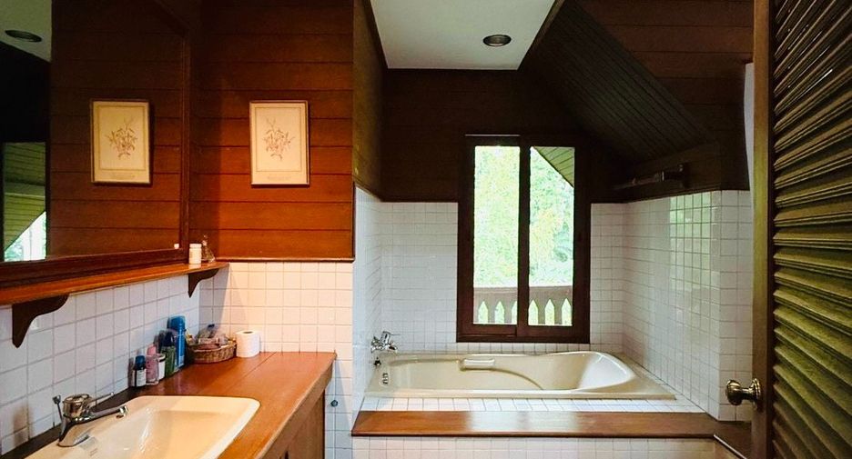 For sale 5 bedrooms house in Mae Rim, Chiang Mai