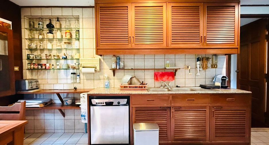 For sale 5 bedrooms house in Mae Rim, Chiang Mai
