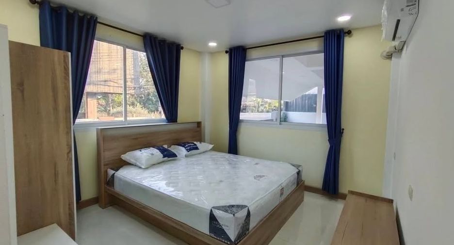 For rent 14 bedrooms house in Mueang Chiang Mai, Chiang Mai
