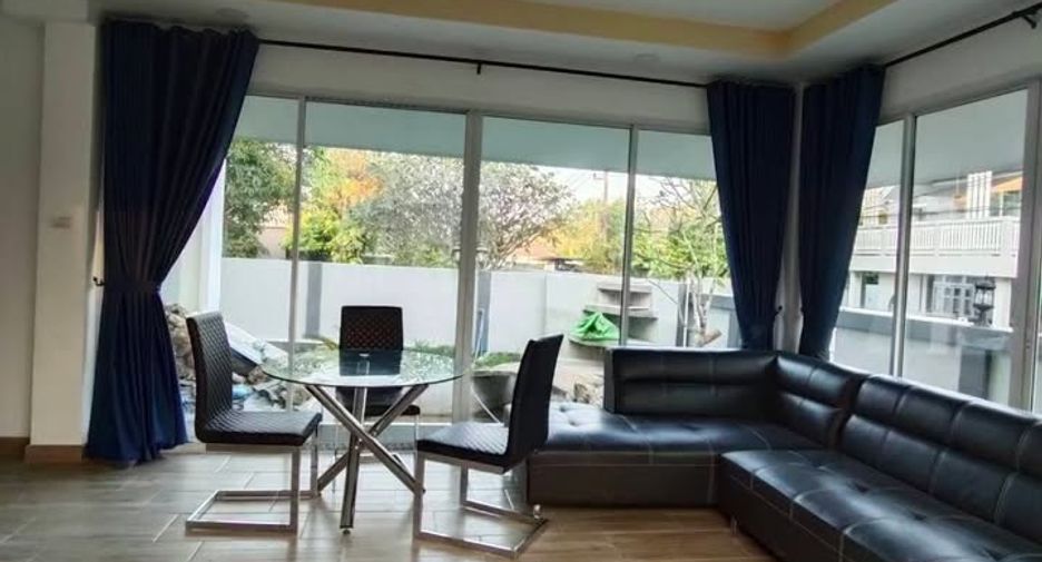For rent 14 bedrooms house in Mueang Chiang Mai, Chiang Mai