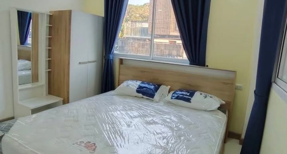 For rent 14 bedrooms house in Mueang Chiang Mai, Chiang Mai