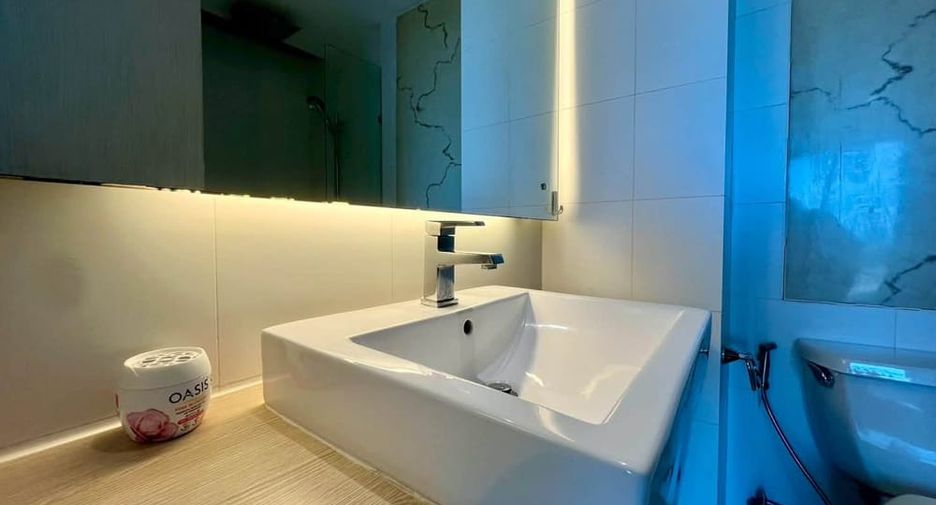 À vendre 2 chambres condo à Jomtien, Pattaya