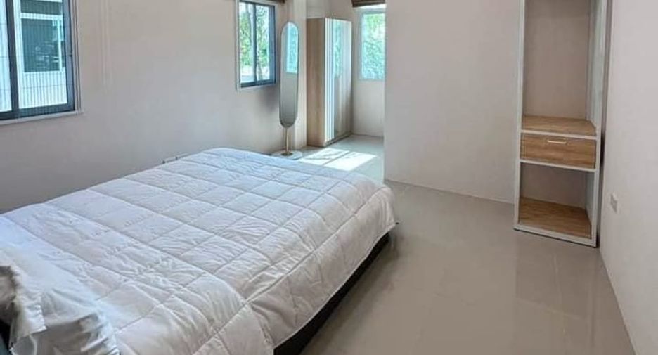 À louer 6 chambres villa à Huay Yai, Pattaya