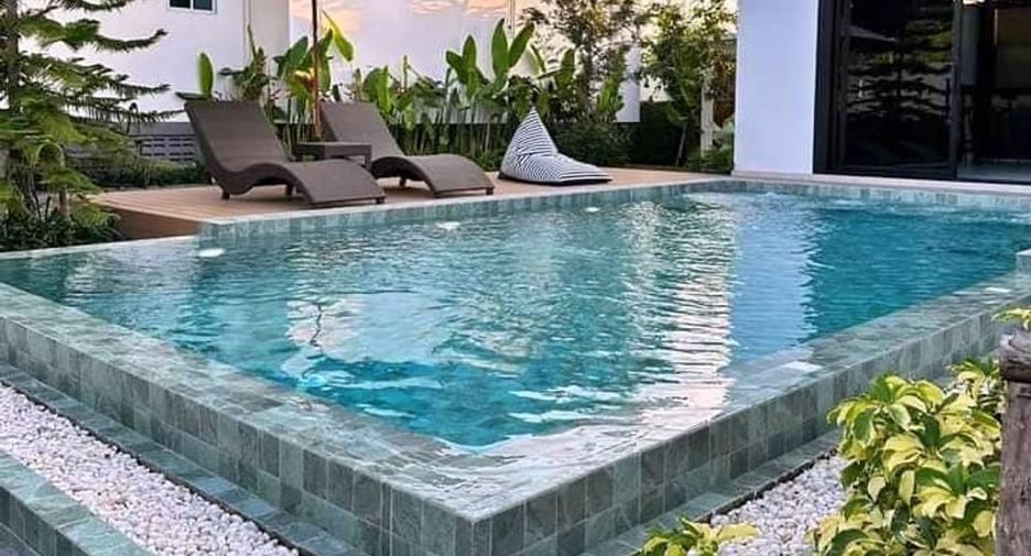 À louer 6 chambres villa à Huay Yai, Pattaya