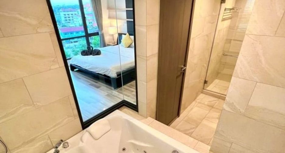 À louer 2 chambres condo à Bang Lamung, Chonburi