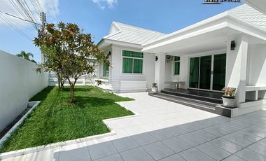 Аренда 3 спальни дом в Банг Ламунг, Чонбури