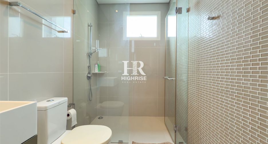 For sale 2 bedrooms condo in Jomtien, Pattaya