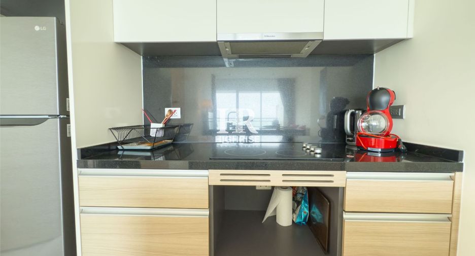 For sale 2 bedrooms condo in Jomtien, Pattaya