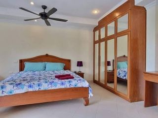 出租 5 卧室 公寓 在 Bang Lamung, Chon Buri