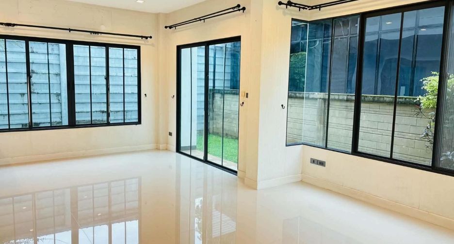 For sale 3 bedrooms house in San Sai, Chiang Mai