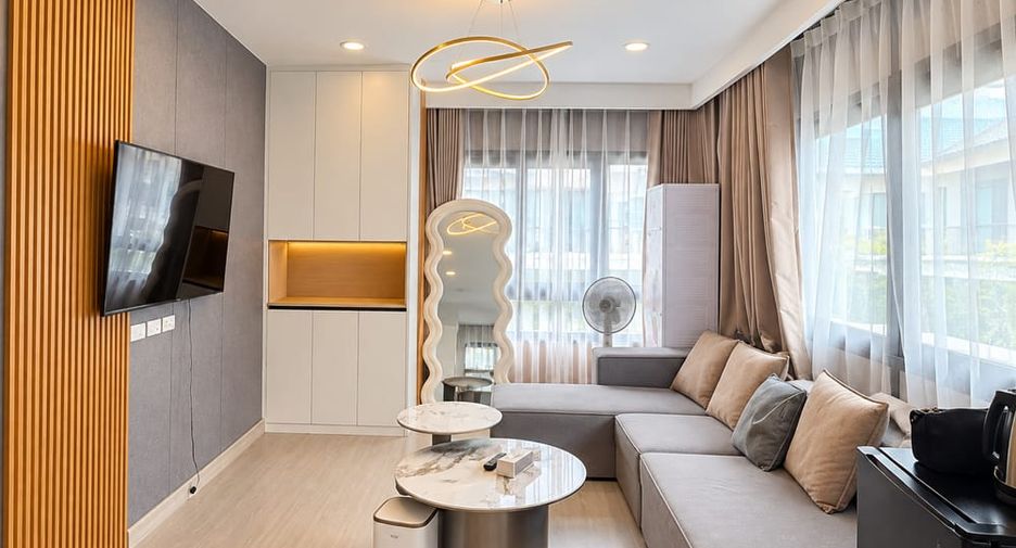 出租 和 出售 4 卧室 独立屋 在 Bang Lamung, Chon Buri