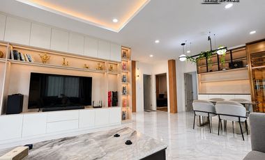 出租 和 出售 4 卧室 独立屋 在 Bang Lamung, Chon Buri