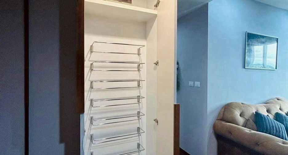 Wohnung zur Miete mit 2 Zimmer in Khlong Toei, Bangkok
