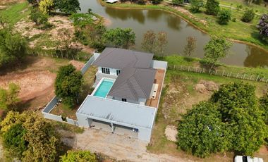 For sale 3 bedrooms villa in Mueang Chiang Rai, Chiang Rai