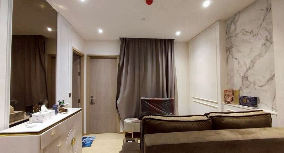 For rent 1 bed condo in Huai Khwang, Bangkok