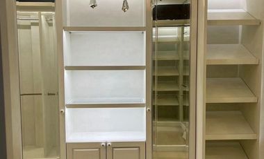 À vendre 3 chambres condo à Bang Na, Bangkok